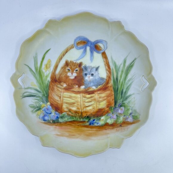 vintage hand painted plate kittens in basket scalloped edge handles signed - Picture 2 of 6
